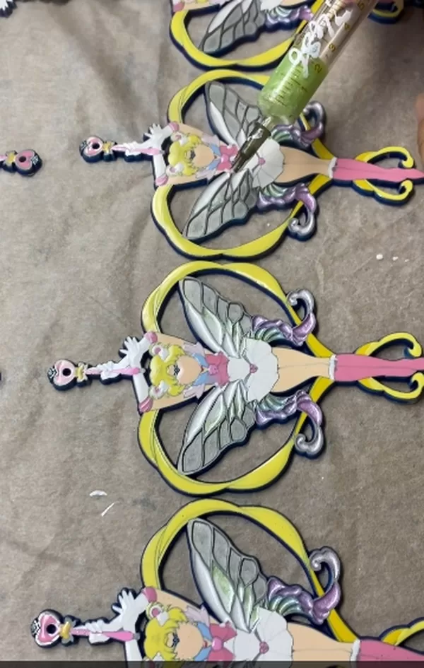 Filling colors of custom pins